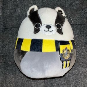 8" SQUISHMALLOWS Harry Potter Hufflepuff Badger